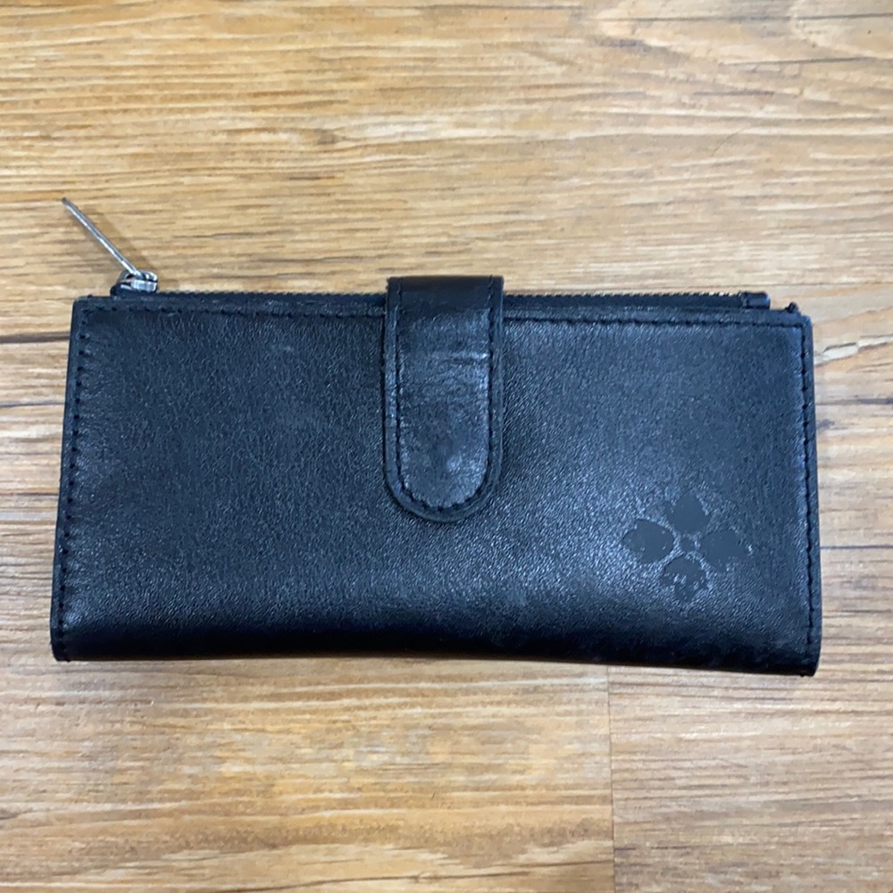 Patricia Nash black wallet